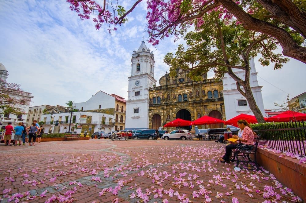 Panama Cathedral on the Plaza de Independencia