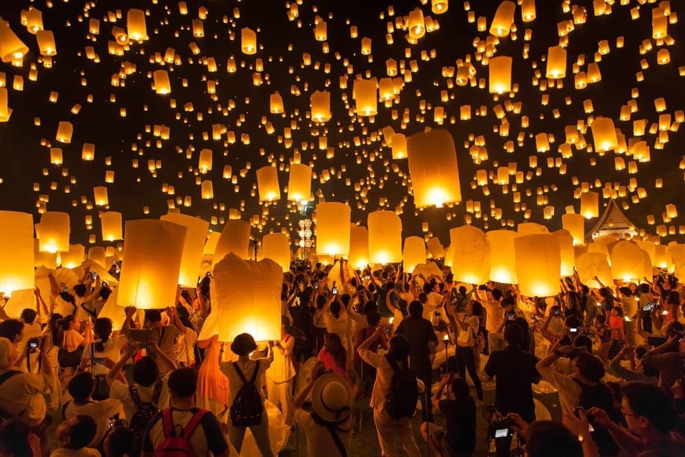 Festivals in Thailand - loy krathong