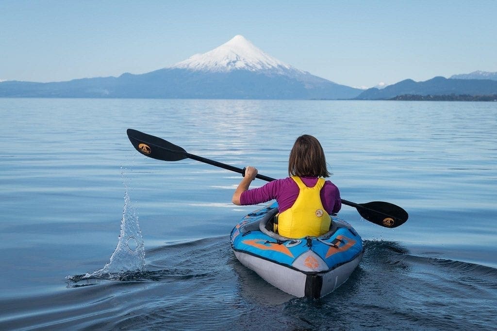 Kayaking-on-Lago-Llanquihue