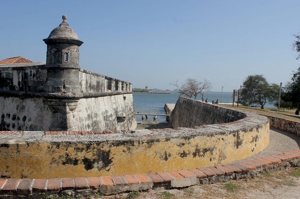 things to do in Cartagena - ramparts