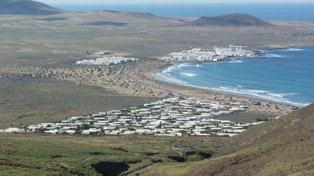 La Caleta de Famara walking in lanzarote, photo c. Blackstone Trek & Tours