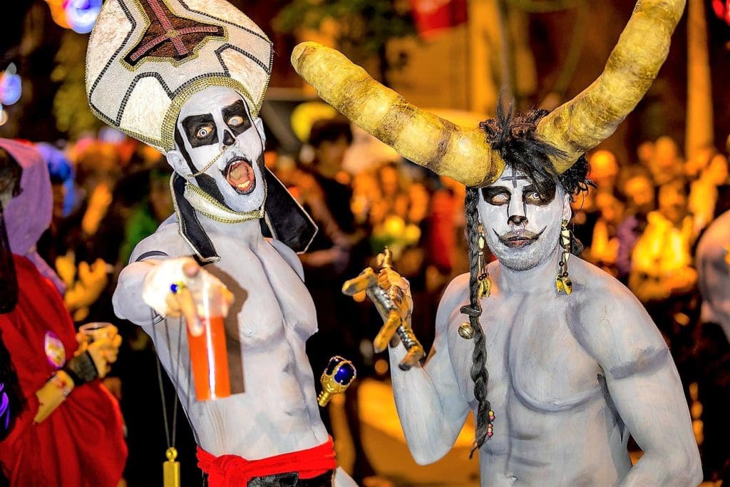 santa cruz carnival carnivals around the world