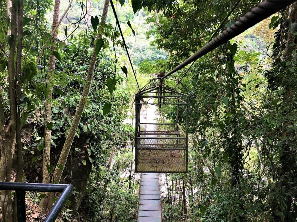 The bridge over the river Cangrejal