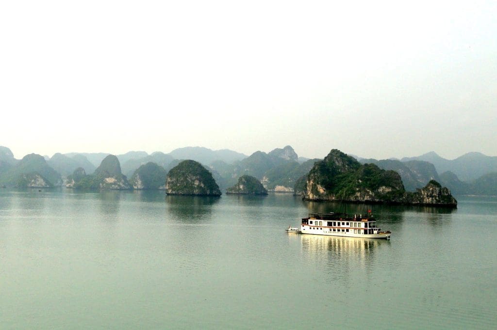 Halong Bay junk boat cruise