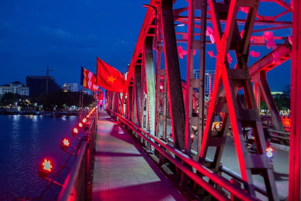 Walking Truong Tien Bridge at night