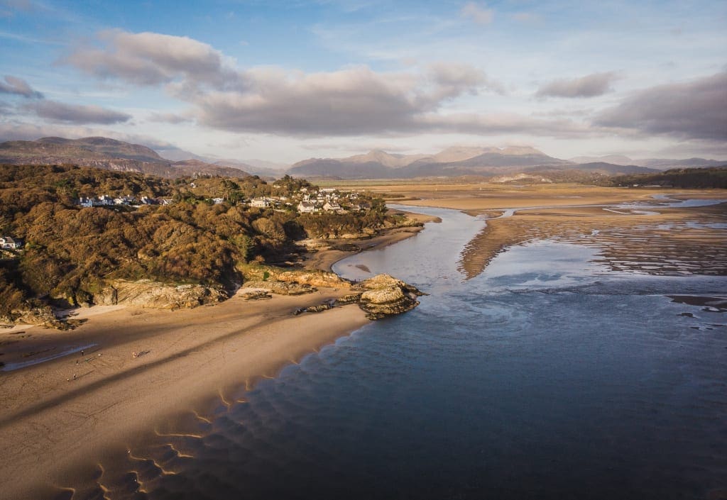 Borth-y-Gest