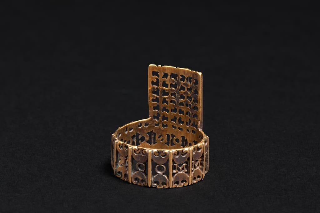 Engagement Ring 100 AD-200 AD Photo © Waddesdon Image Library, Mike Fear (1)
