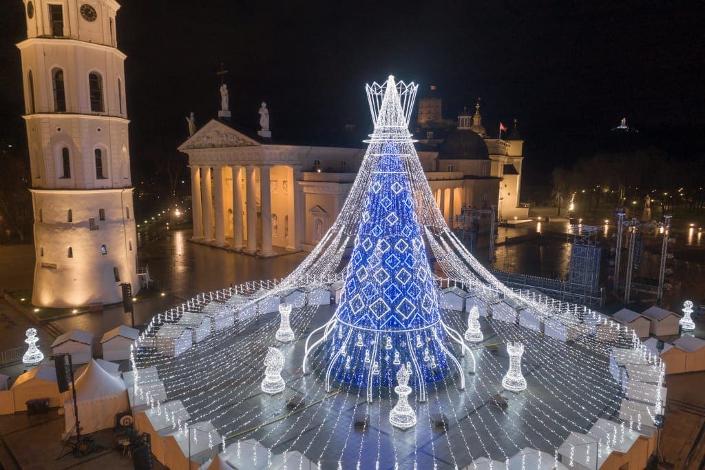 Vilnius Christmas Tree photo by Saulius Ziura.