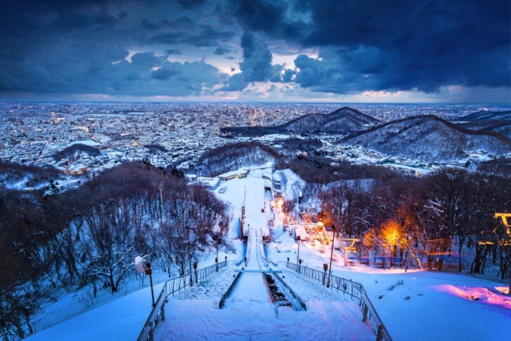 Hokkaido coronavirus ski