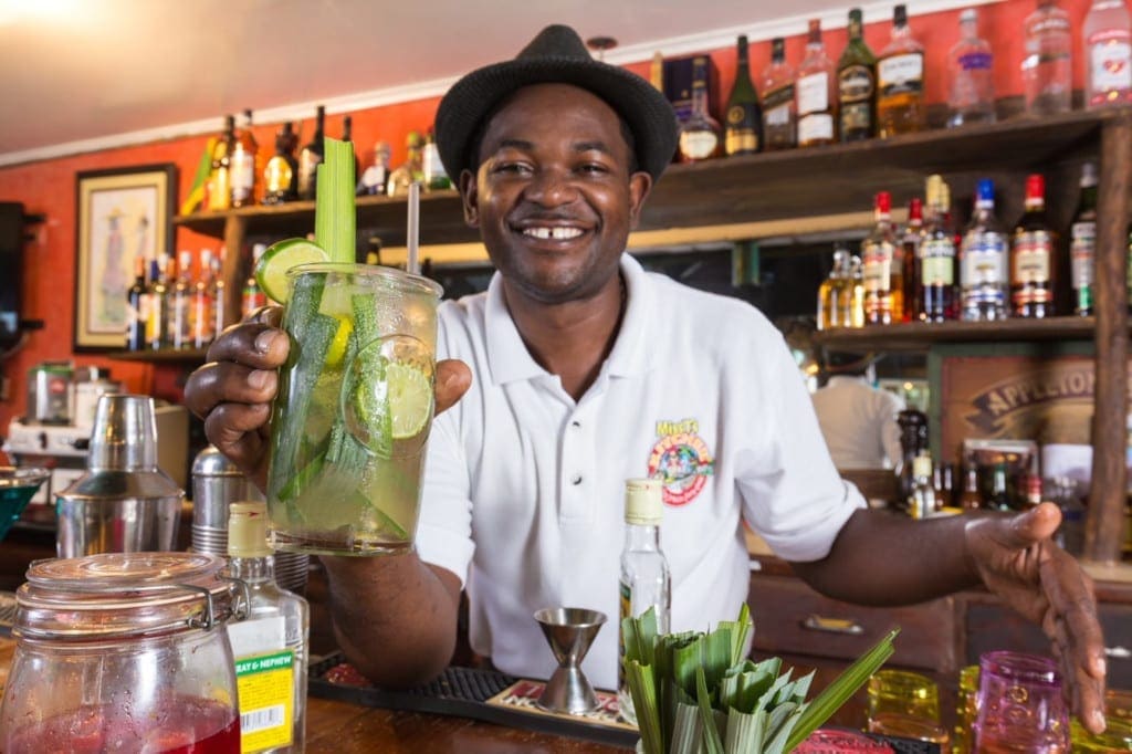 A friendly welcome and great cocktails on your Jamaica holidays