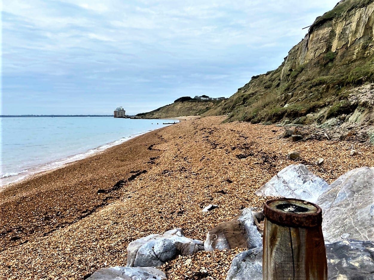 Isle of Wight walks Colwell Bay with the tide out