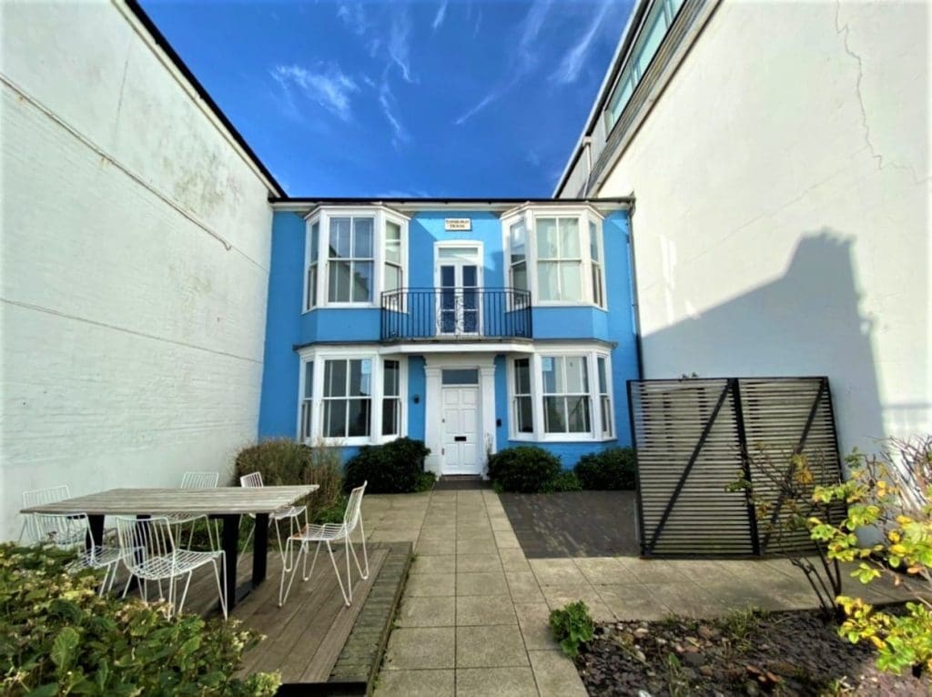 Aldeburgh Suffolk has colorful housing