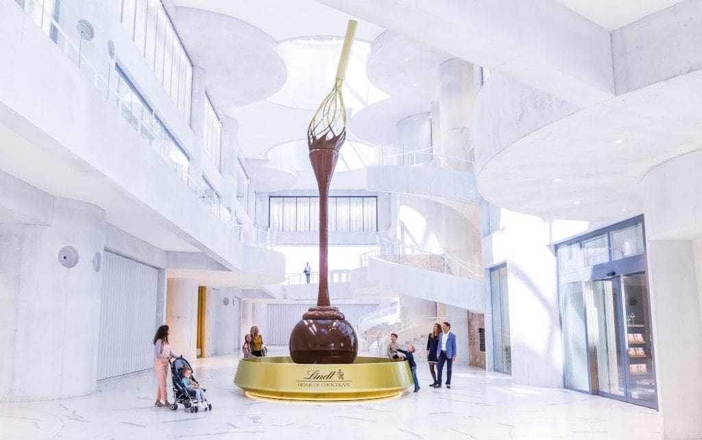 The highlight of the Lindt Home of Chocolate - the over 9 metre high chocolate fountain (Lindt&Sprüngli)