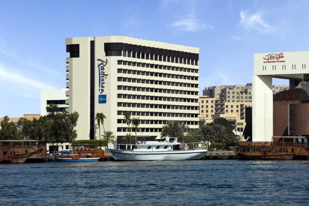 Radisson-Blu-Hotel-Dubai-Deira-Creek