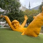 The very yellow mascot of Mechelen, Opsinjoor XXL