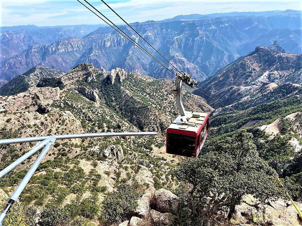 Cable car descending into Copper Canyon