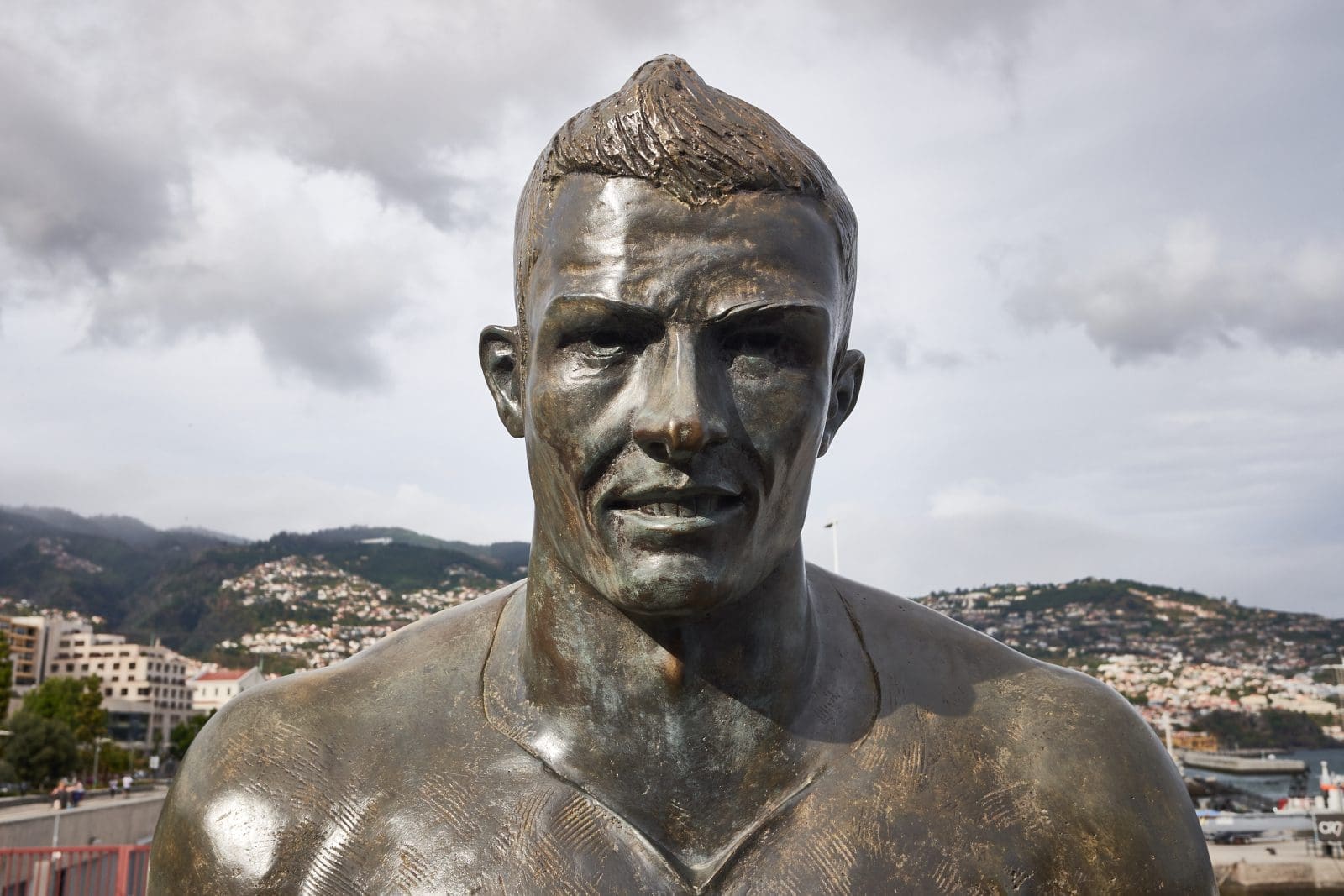 Cristiano Ronaldo Statur Funchal Madeira