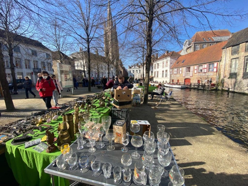 Briges Flea Market