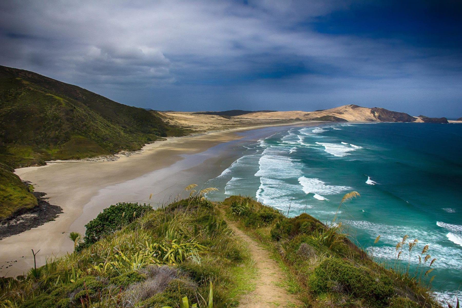 Discover the wonderful beaches when retiring to New Zealand