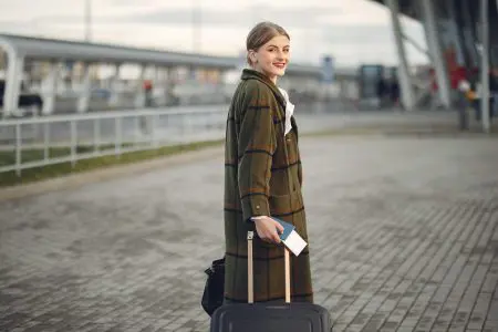 Moving Abroad? Here’s What You Need to Know About Your Life Insurance