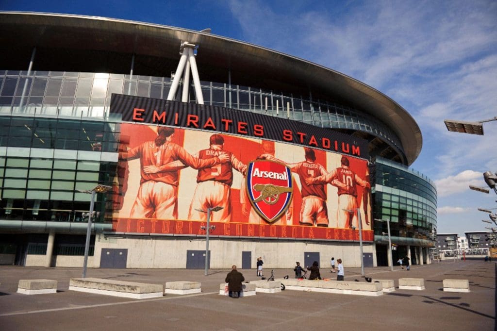 Emirates stadium visit london pixabay 