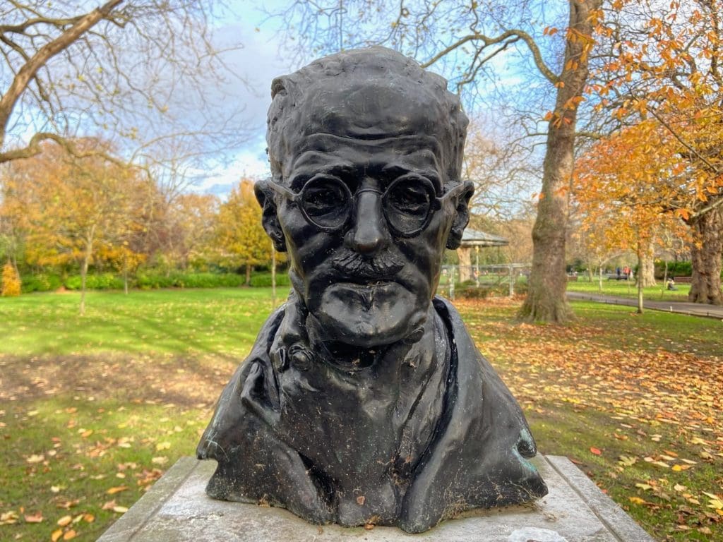 Statue of James Joyce in Phoenix Park, photo by Mark Bibby Jackson