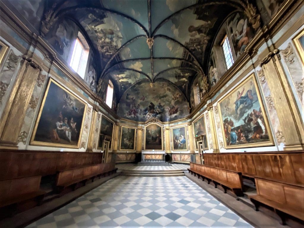 The beautiful 17th Century Carmelite chapel in Toulouse