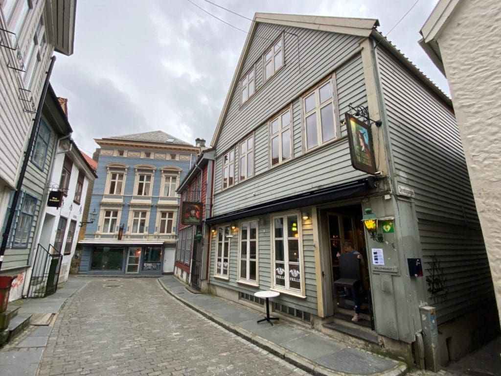 Dyvekes Vinkjeller, Bergen