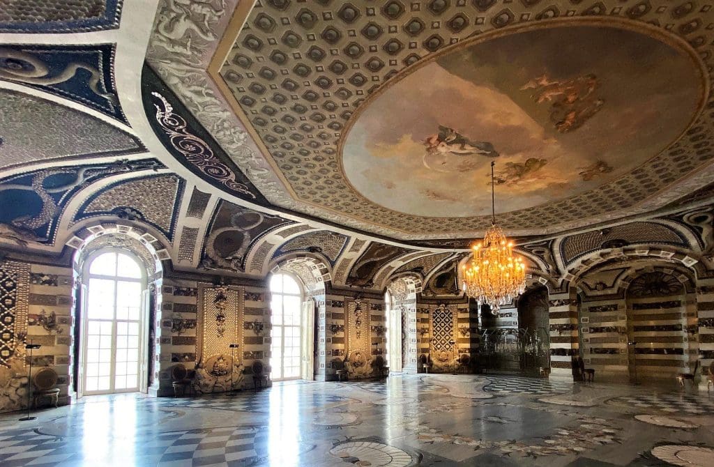 Marble Room, New Palace