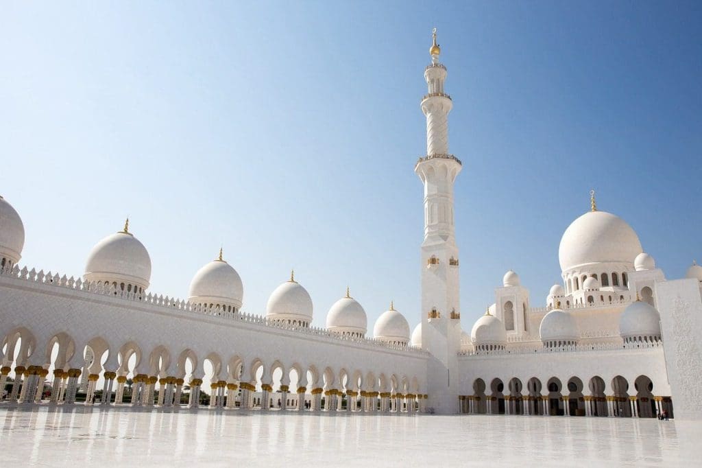 Places to Visit in Abu Dhabi Pixabay