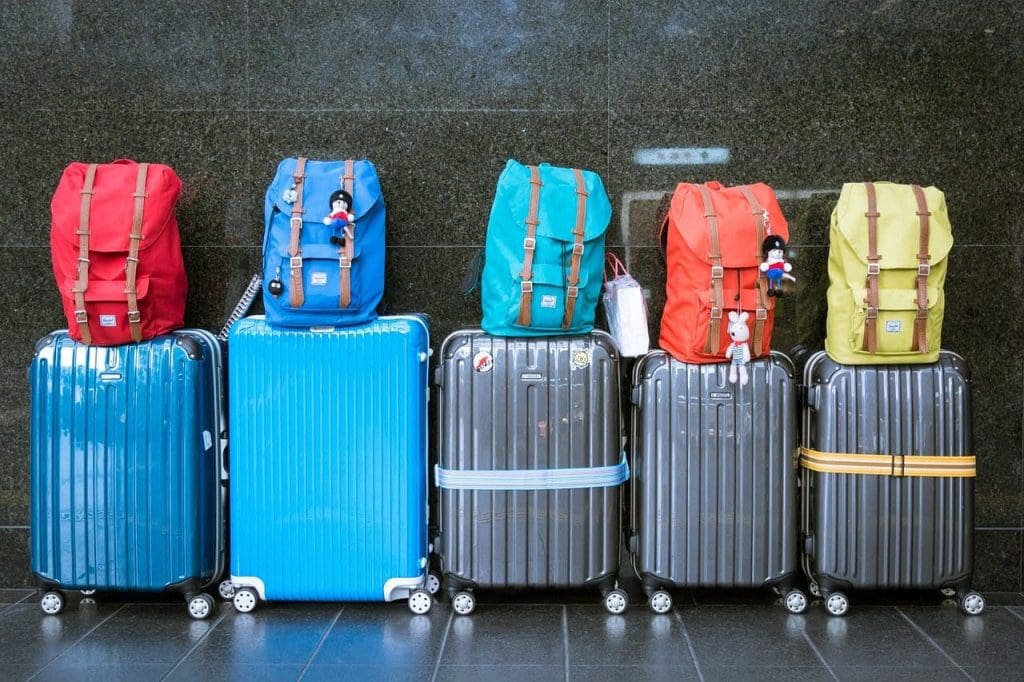 Travel luggage Pixabay