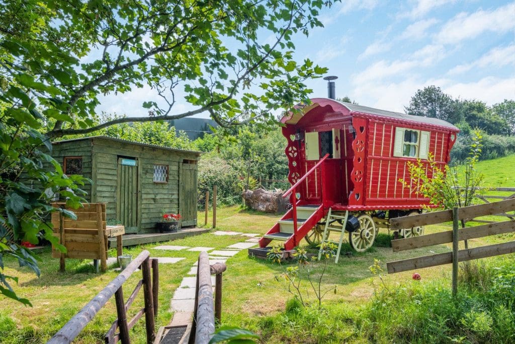 eco glamping with Unique hideaways