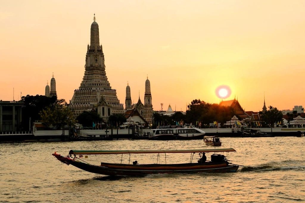 Day trip in Bangkok Pixabay boat trip