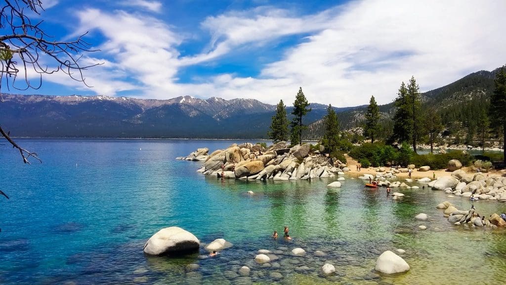 Lake Tahoe Pixabay