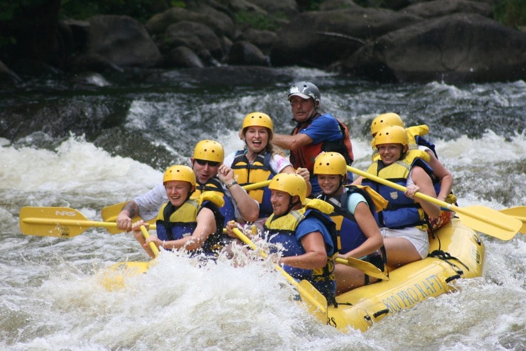 Whitewater rafting Pixabay