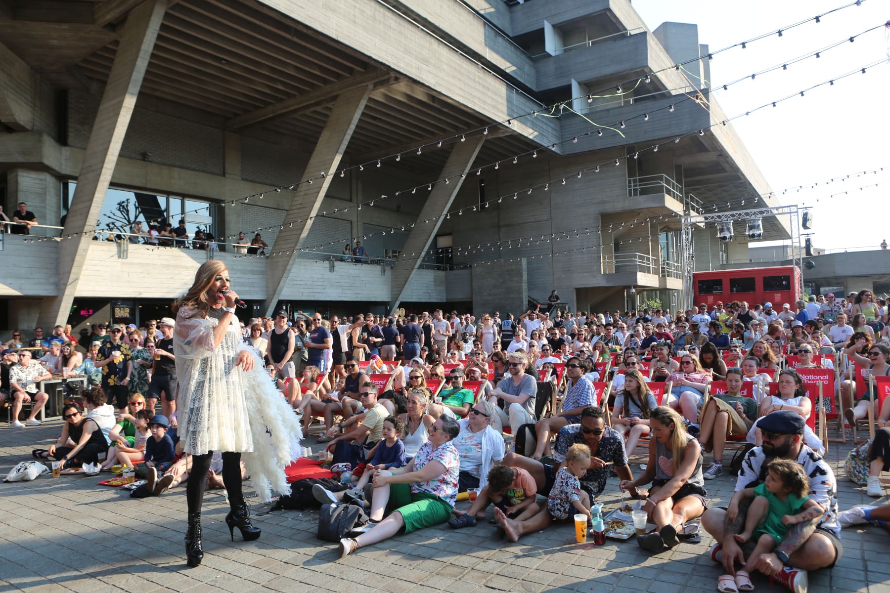 Jonny Woo at National Theatre River Stage photographed by Sophie Wedgewood