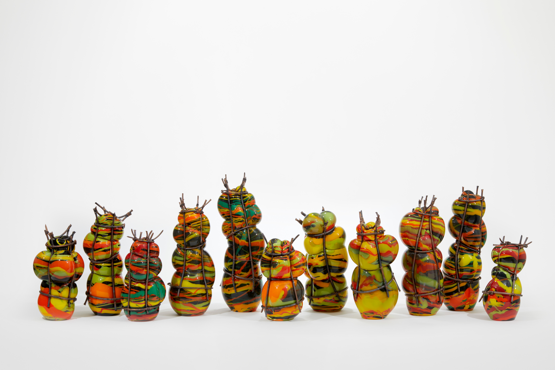 Chris Day, Judge & Jury, 2023, glass & microbore copper pipe © The Artist. Courtesy of Vessel Gallery. Image Agata Pec. copy