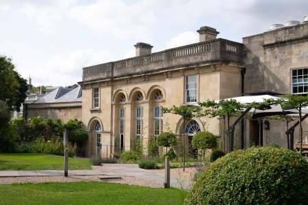 Unwind and Rejuvenate at The Royal Crescent Wellness Retreat