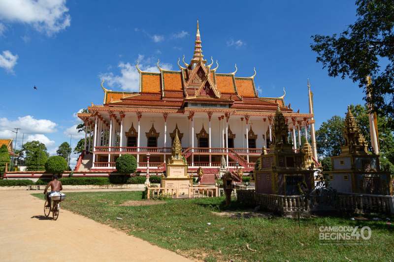 100 Column Pagoda