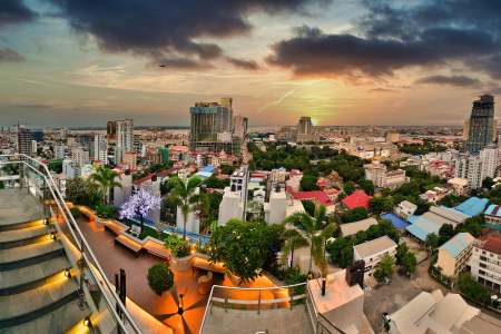 Best Phnom Penh Bars To Enjoy