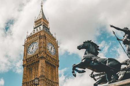 Top UK Destinations Offering Travel Discounts This Year