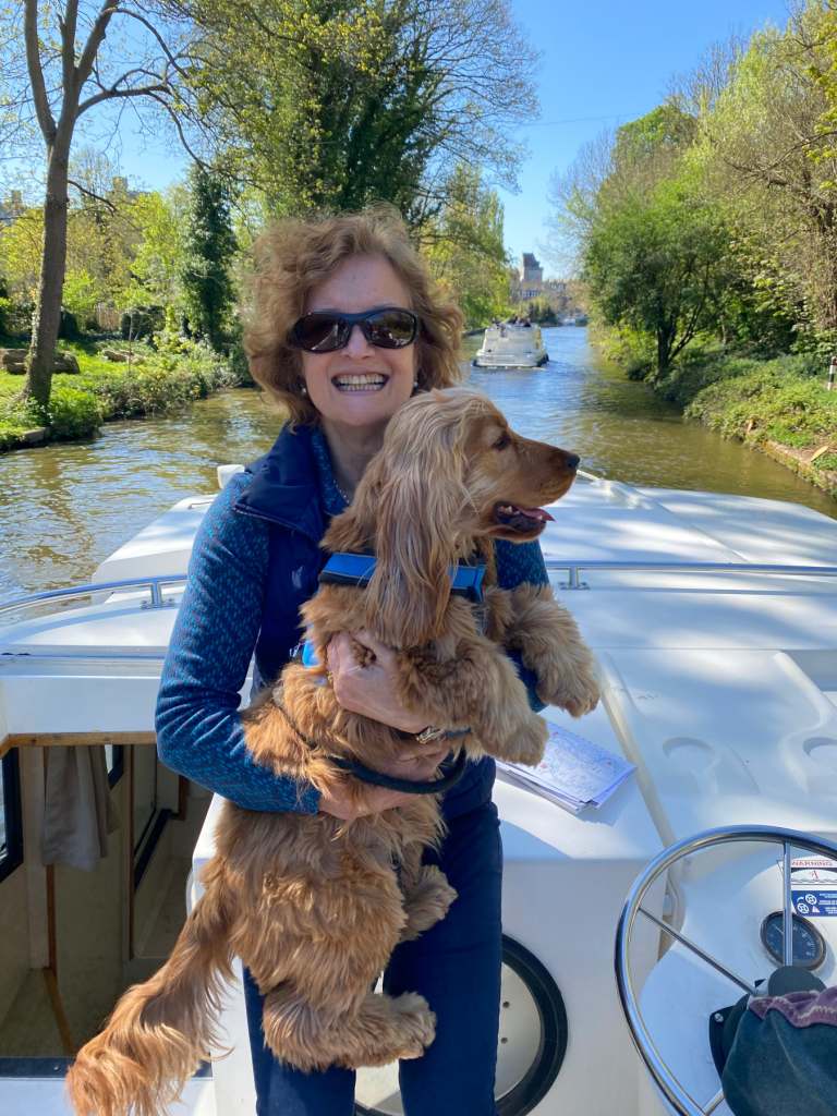 Writer Gill helping Max get a better view