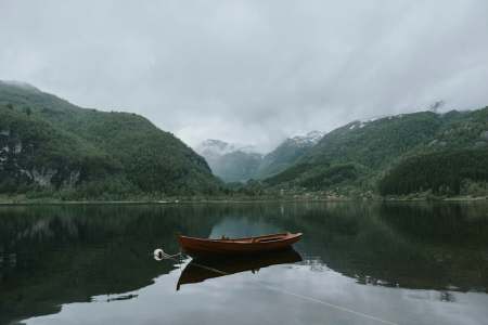 Nature, Culture, and Adventure: The Best Ways to Experience Norway and Iceland