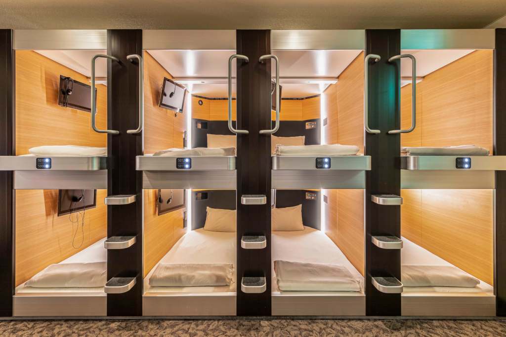 Capsule Hotel in Shinjuko