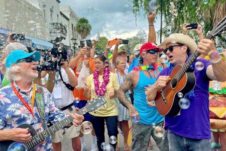 Just a Few Friends_Credit Carol Shaughnessy_Florida Keys News Bureau