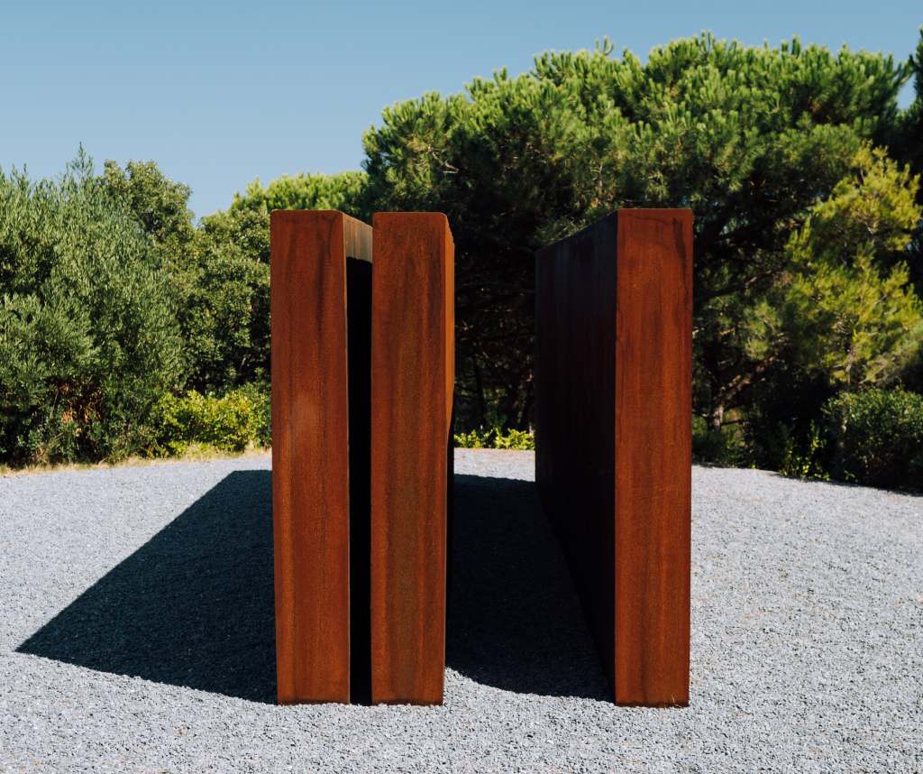 Richard Serra sculpture Through
