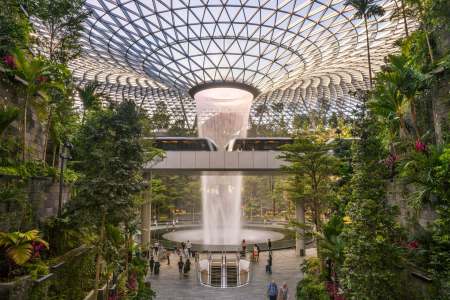 7 Must-Stops at Changi Airport for Beauty and Skincare Aficionados
