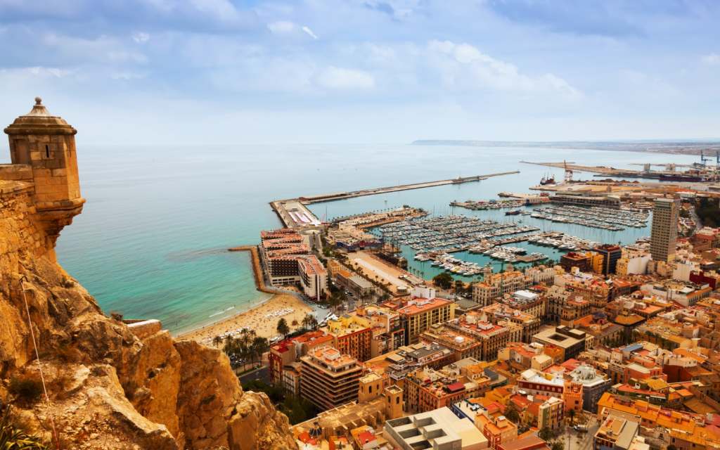 Alicante Spain Freepik