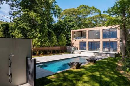 Plan Your Stay: Premium Hamptons Luxury Villas for the Horse Show Season