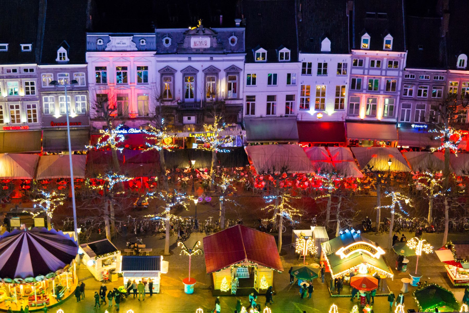 Depositphotos_146530903_XL Magical Maastricht Vrijthof Christmas Market